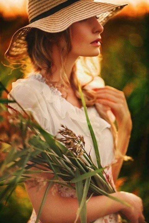 У дверей ты моих не стой!