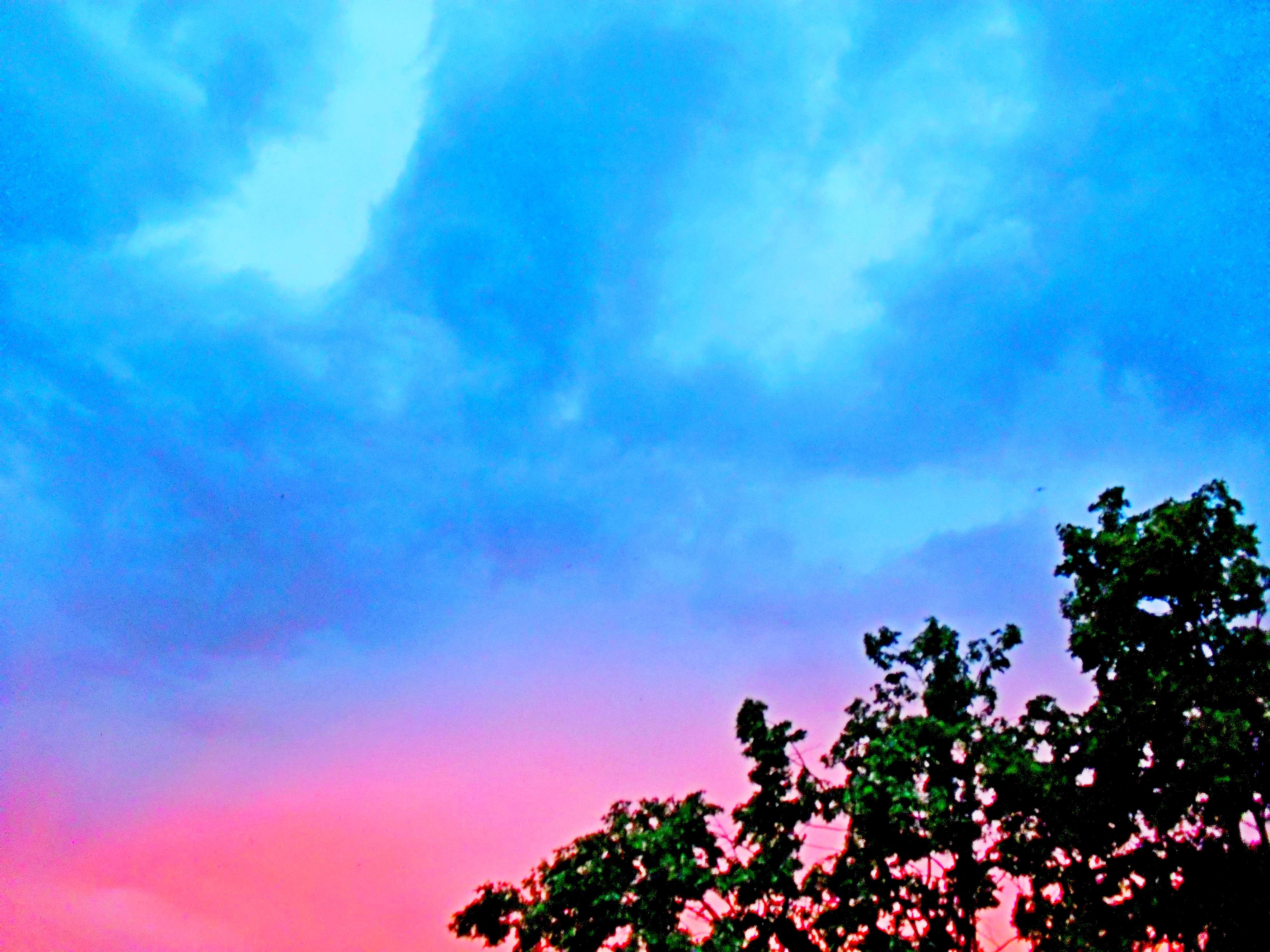 ЗА ГОРИЗОНТ УХОДИШЬ ТАЙНО