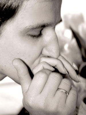 Не разглядела любящего взгляда...