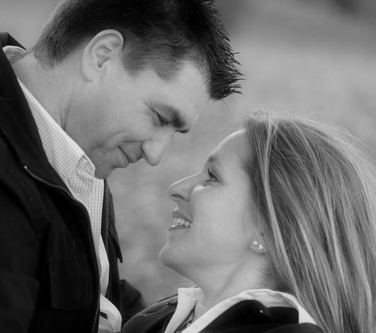 Ты не грусти морщинку заприметив...