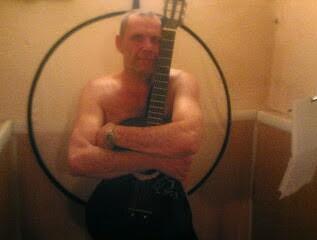 НА КРУГУ Я ОПЯТЬ ВЫДЫХАЮСЬ