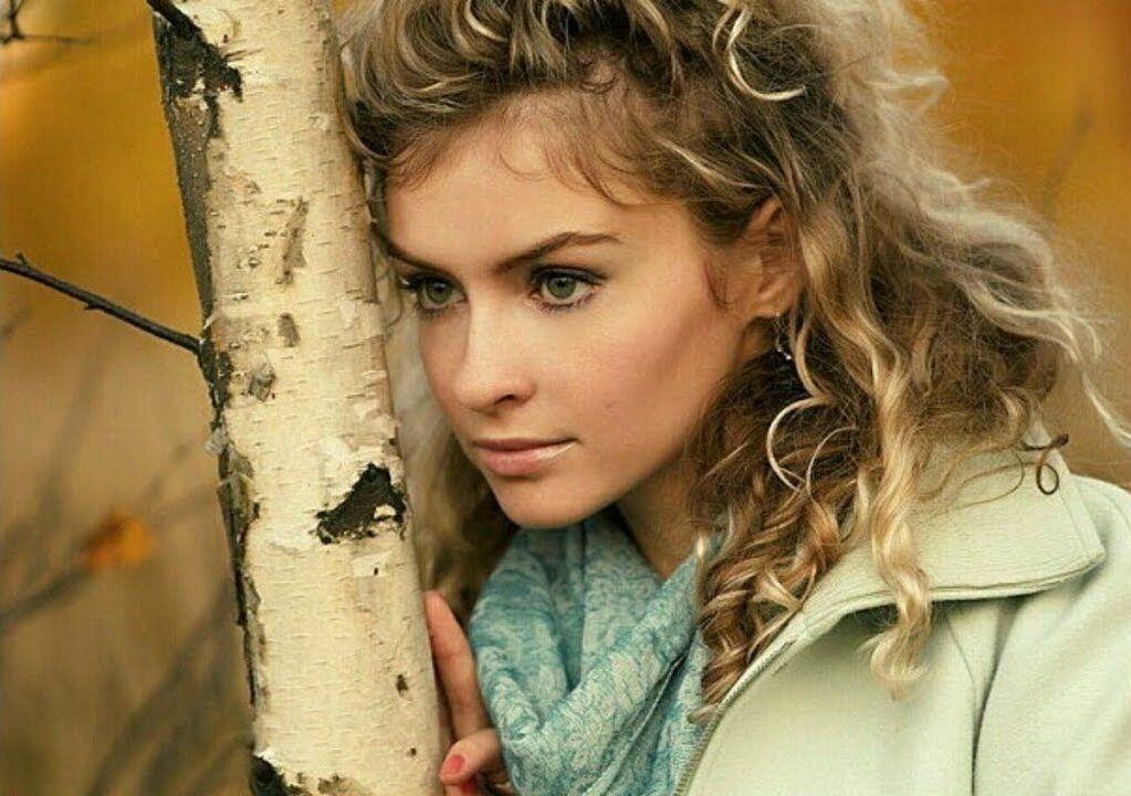 КАК МЫ МЕНЯЕМСЯ ВЛЮБЛЯЯСЬ