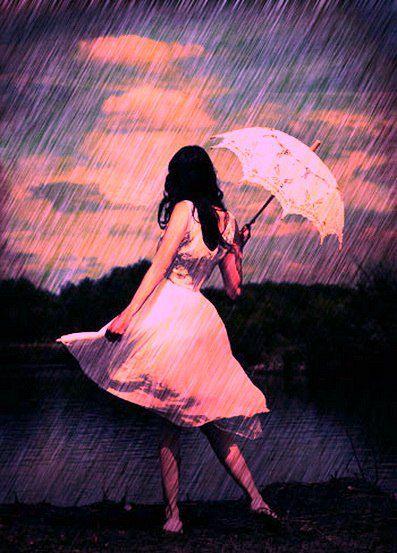 В сердце поэта дождливое лето...