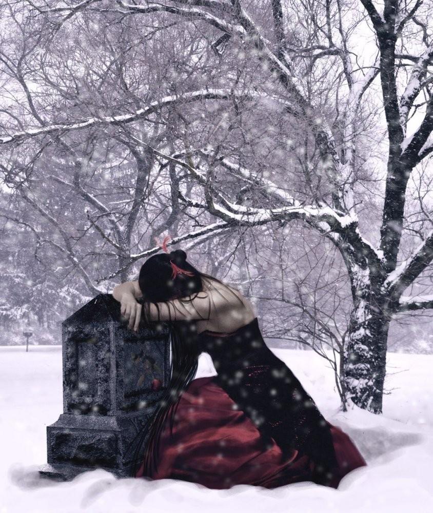 Я опускаюсь на колени