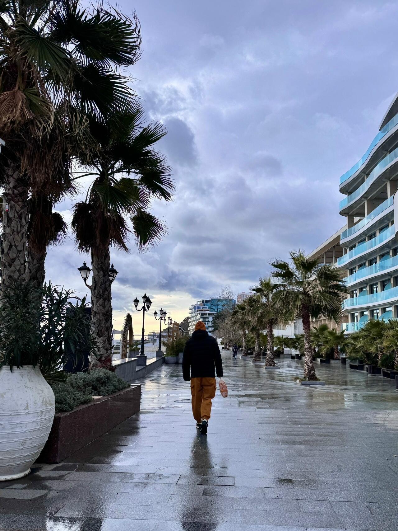 ЯЛТА ФЕВРАЛЬ УТРО