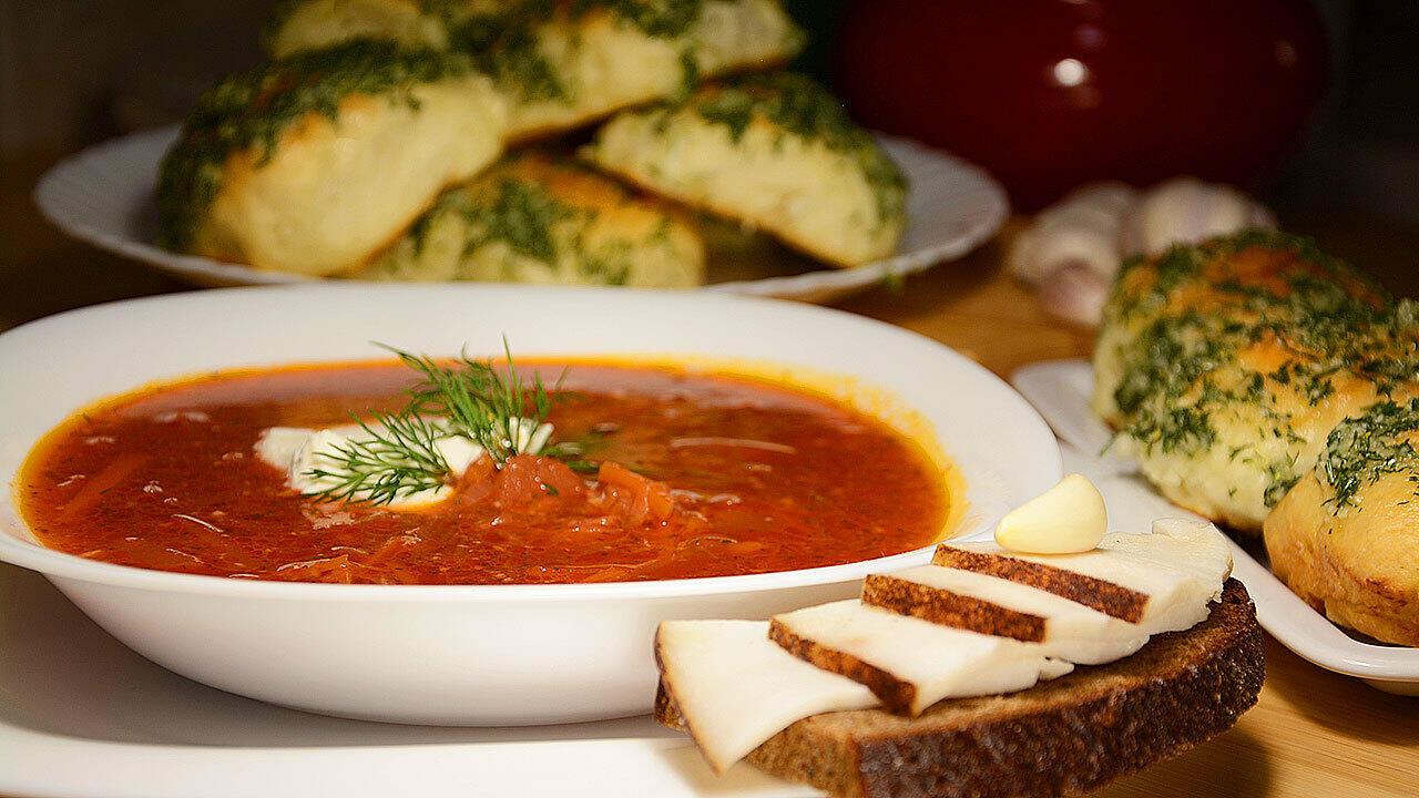 ЗА СТОЛОМ НЕ ГОРЕВАТЬ