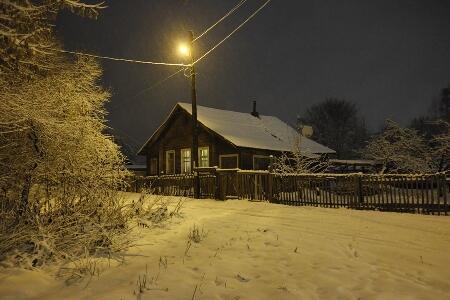 Февраль, но сладко спит Зима