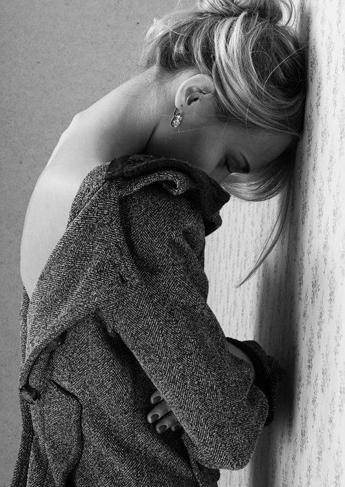 И вновь стена