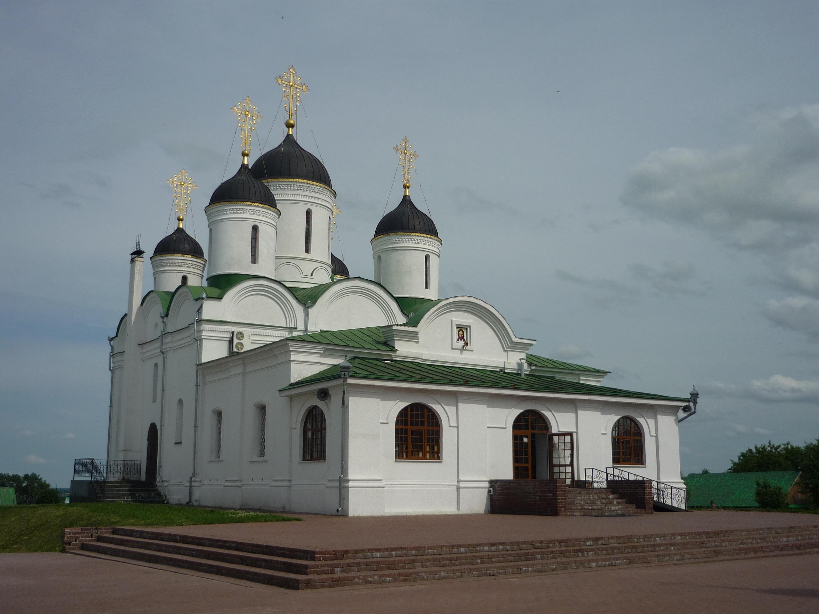 БЕЛЫЙ ГОЛУБЬ.