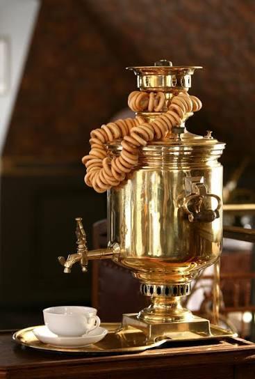 КОГДА  В ДУШЕ ТОСКА И ГРУСТЬ...