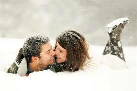      ПРОШЛЫХ ЧУВСТВ УЖЕ НАМ НЕ ВЕРНУТЬ