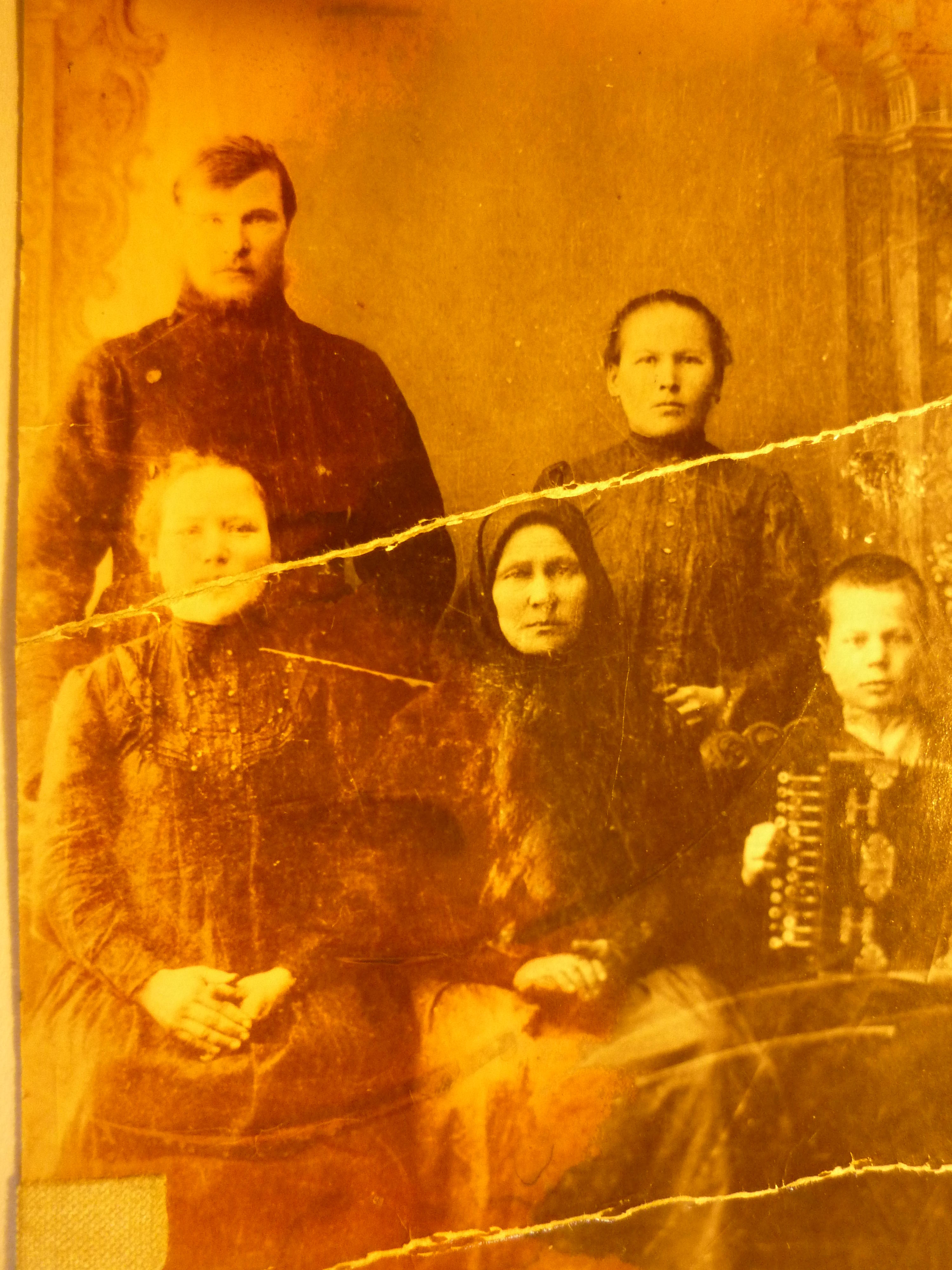 О  СЕМЬЕ МАМЫ