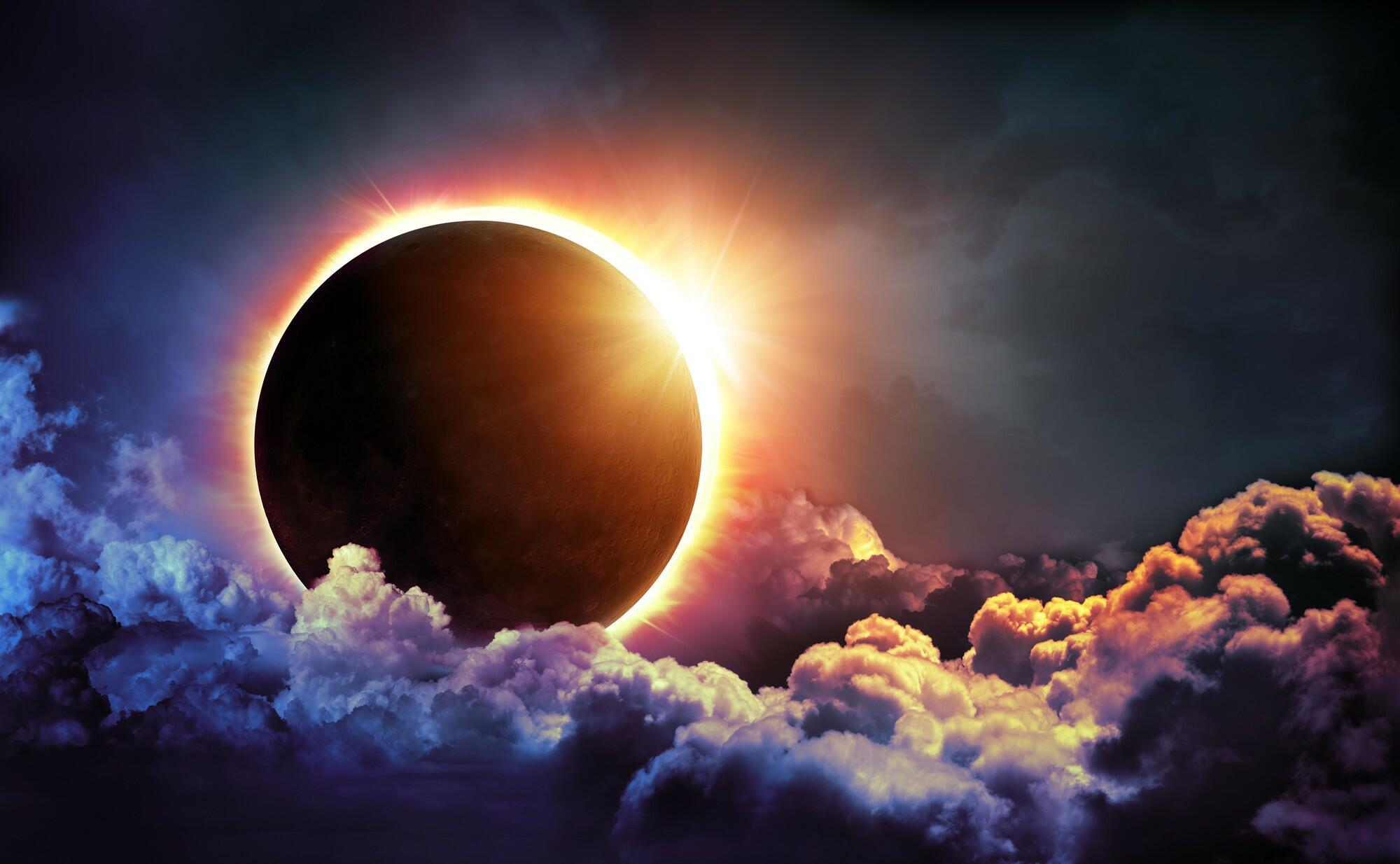 Солнечное затмение что принесет. Солнечное затмение 30 апреля 2022. Солнечное лунное затмение затмение 2022 года. Солнечное затмение 2021. Eclipse Solar затмение.