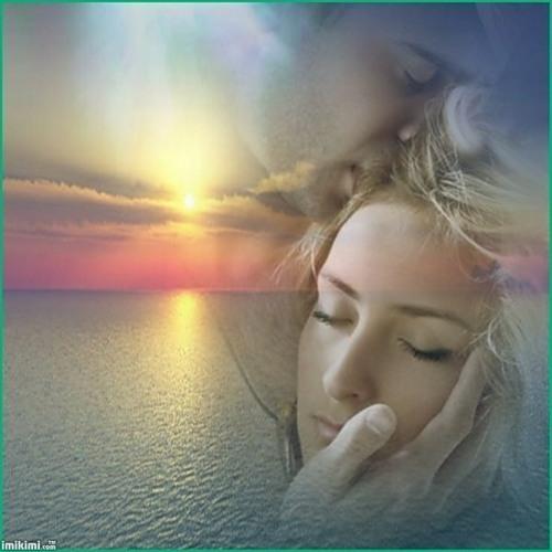 ГЛАЗА ПРИКРЫЛА…