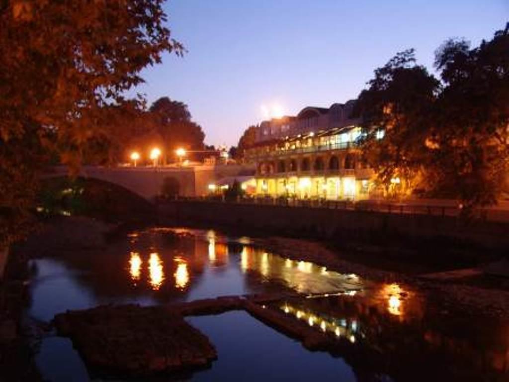 УСТАЛЫЙ ГОРОД