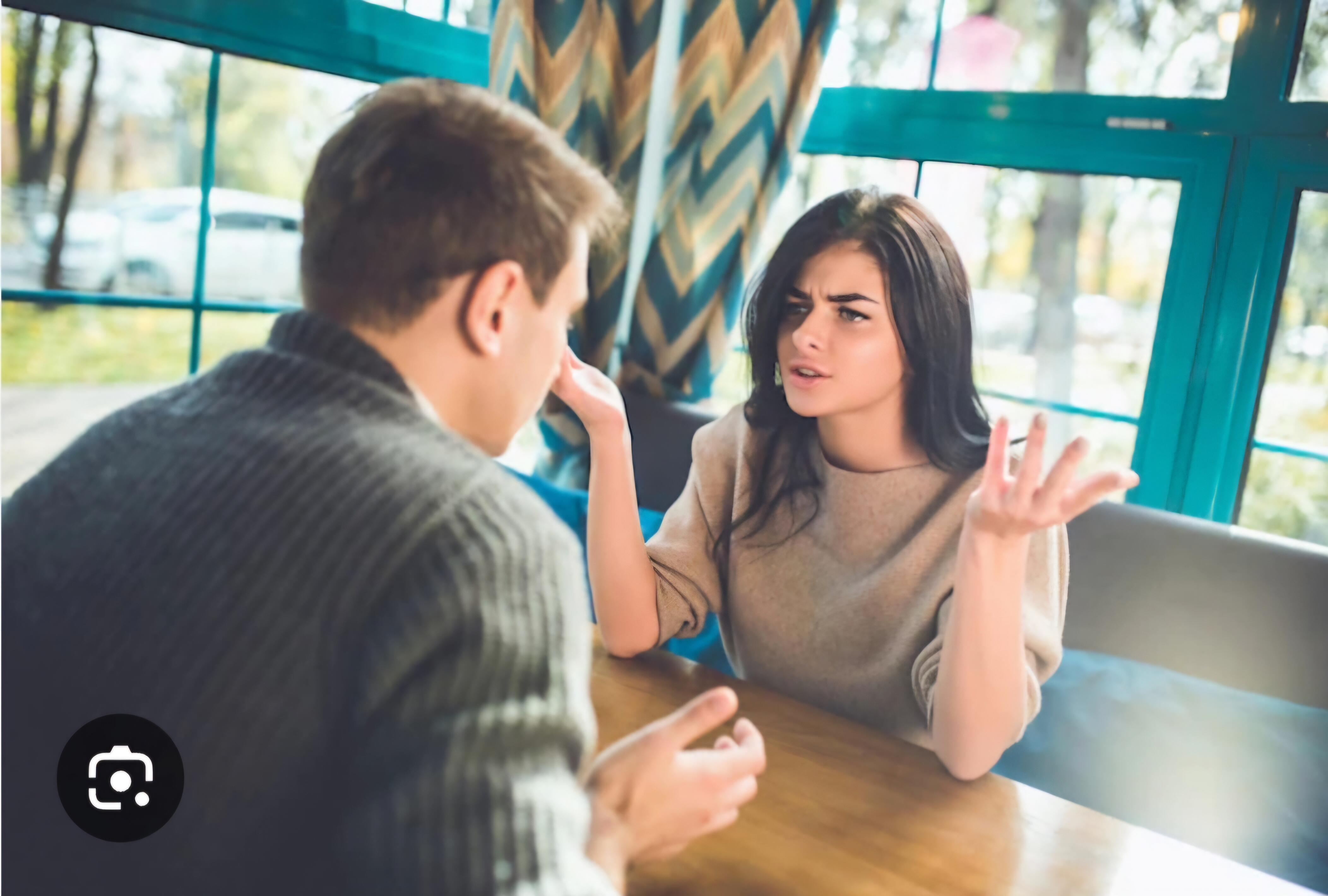 В кафе. ( зарисовка с натуры)