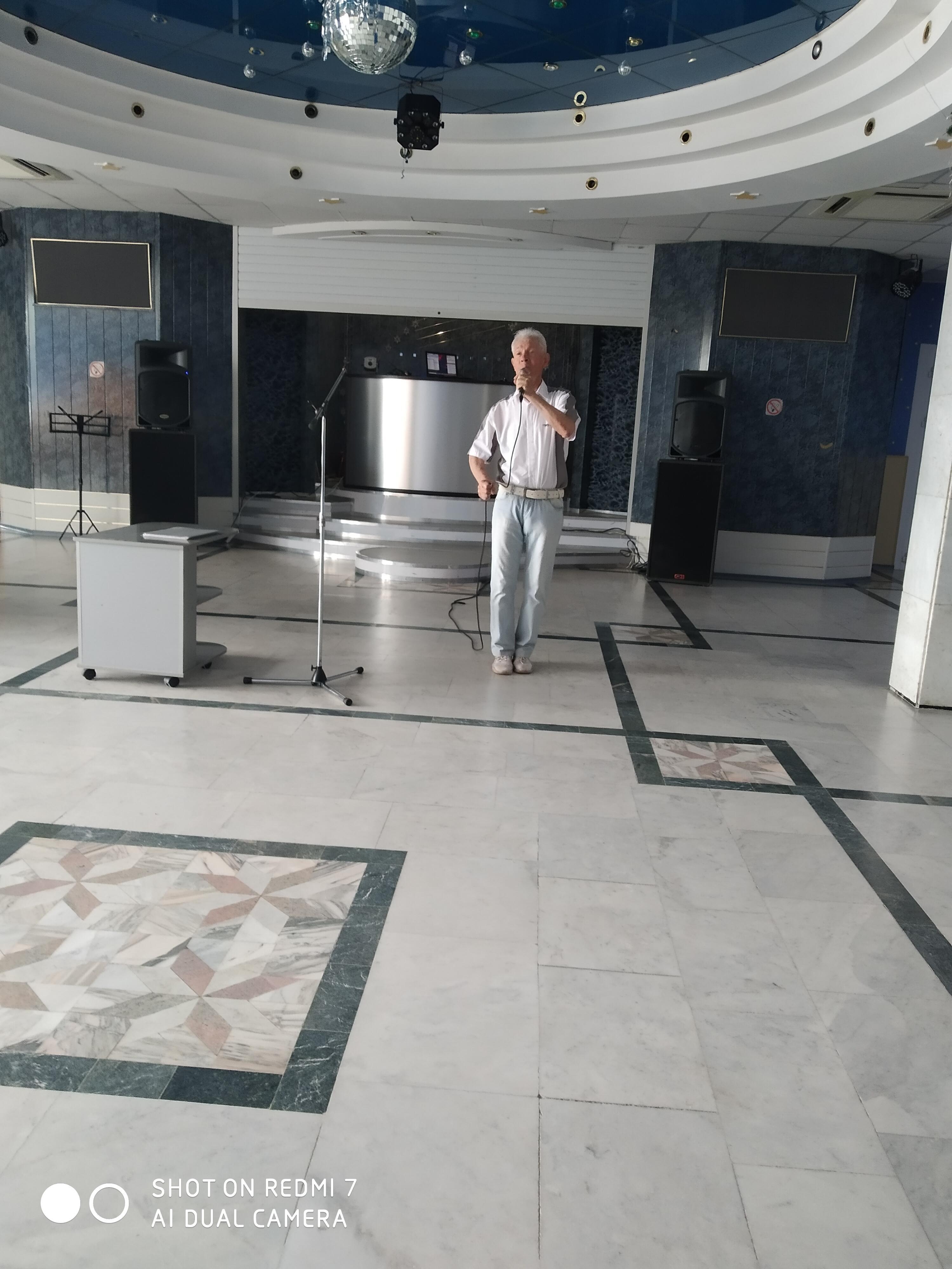 ВЛАДИМИР СИНЯВСКИЙ. АКРОСТИХИ