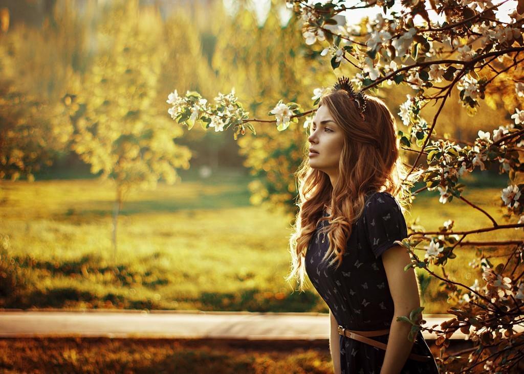 Крыши рвутся в просторы небес...