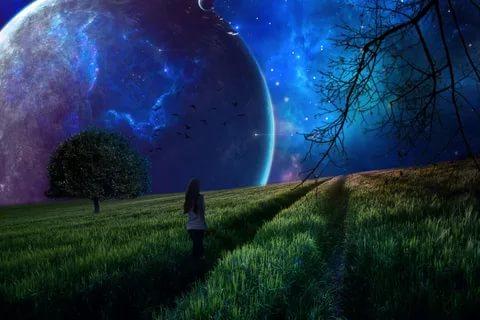 У пустоты…