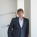 Поэт Андрей Росси, стихи которого вы можете прочитать в поэтической социальной сети Поэмбук.