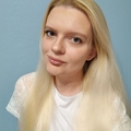 Поэт Мари, стихи которого вы можете прочитать в поэтической социальной сети Поэмбук.