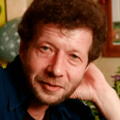 Поэт Андрей Усачев, стихи которого вы можете прочитать в поэтической социальной сети Поэмбук.
